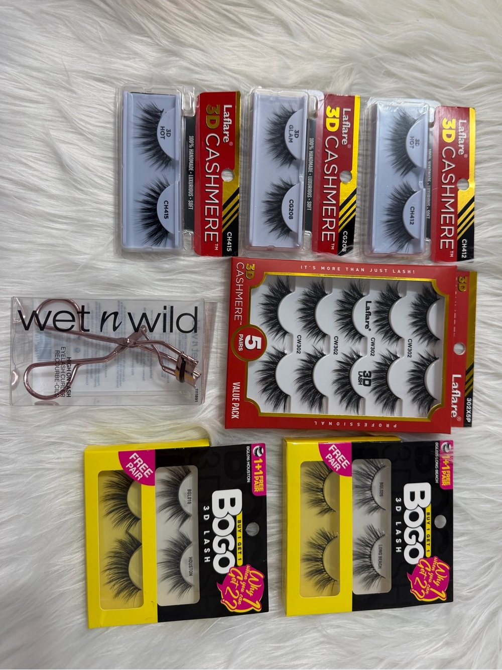 Faux Wispy Eyelashes Lot Bundle with Eyelash Curler